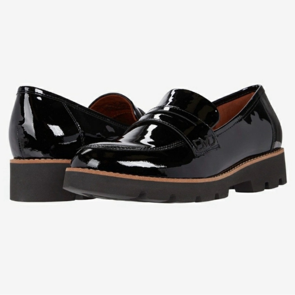 NEW Vionic Cheryl Lug Sole Patent Leather Penny Loafers Black 6.5